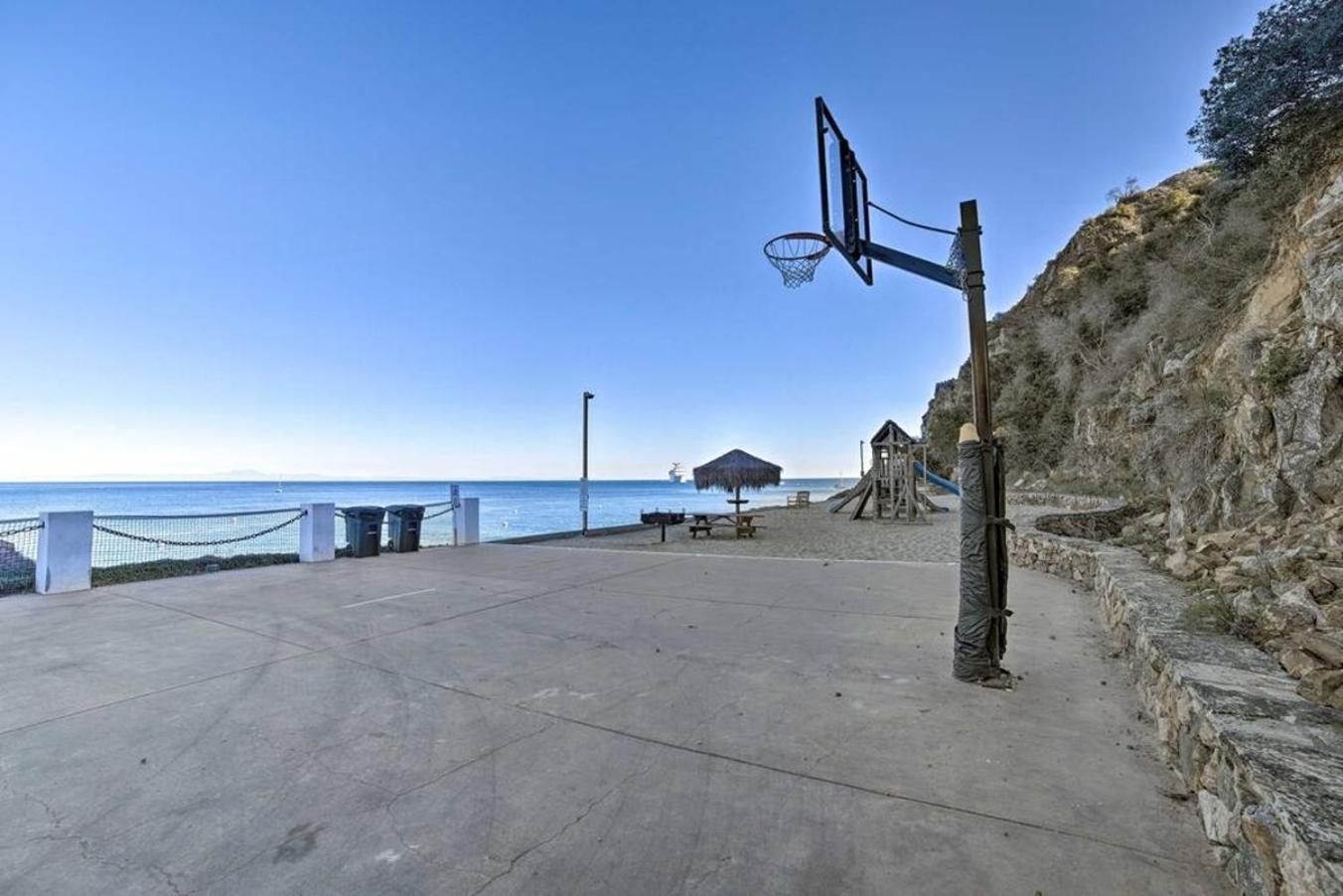 Gorgeous Oceanfront Villa With Panoramic Views Avalon Esterno foto