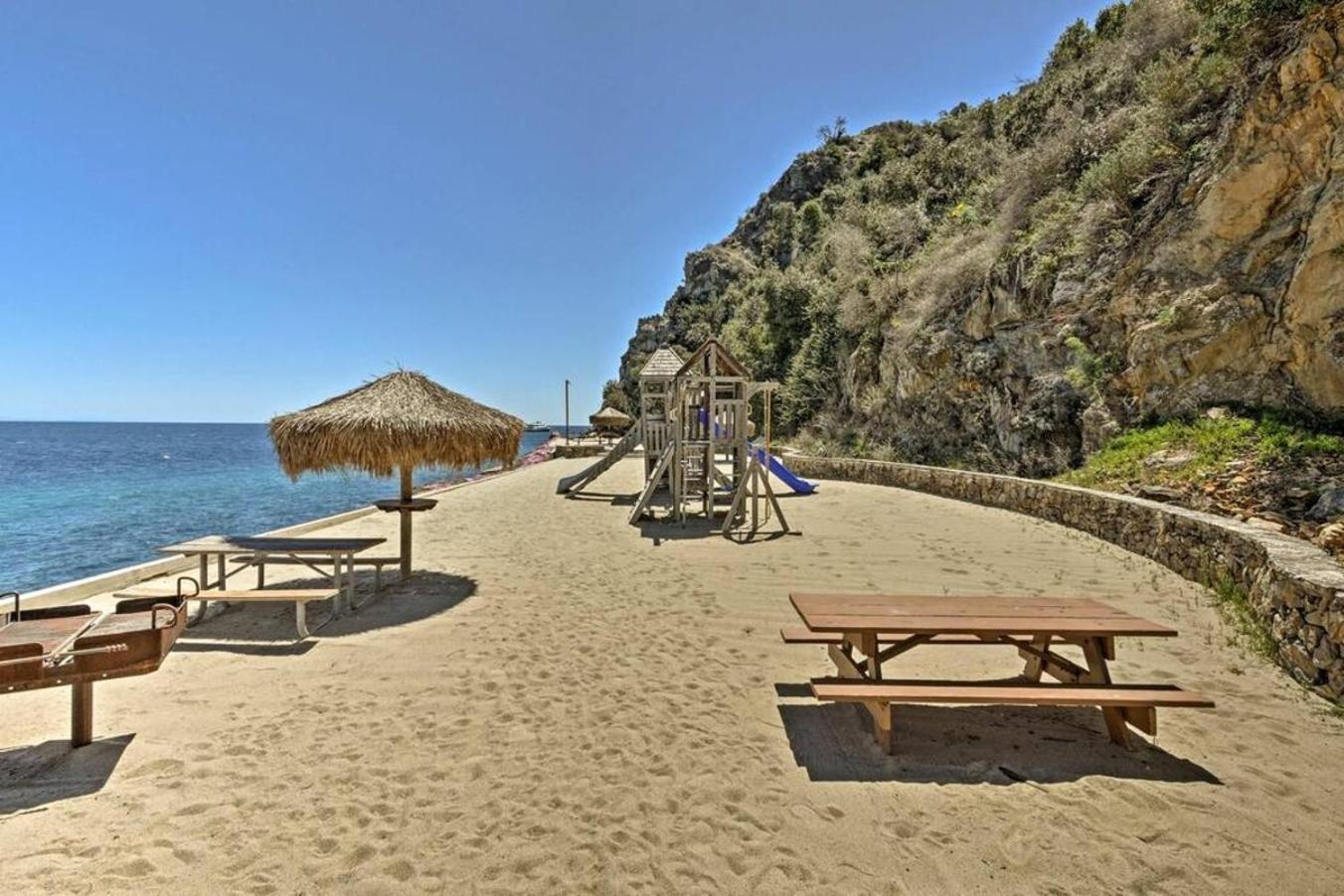 Gorgeous Oceanfront Villa With Panoramic Views Avalon Esterno foto