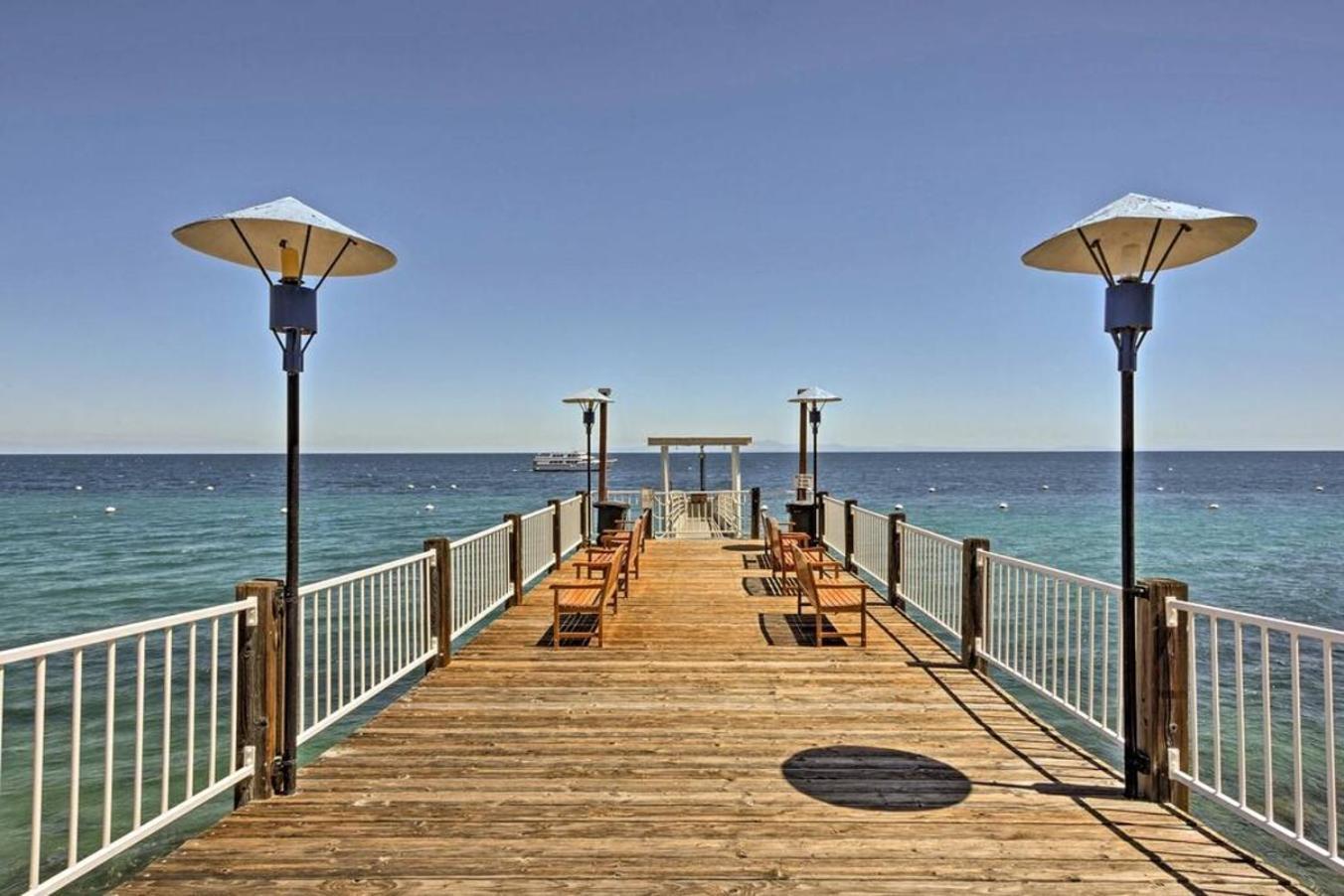 Gorgeous Oceanfront Villa With Panoramic Views Avalon Esterno foto